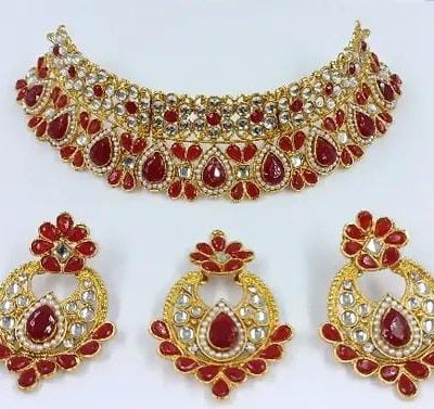 Red Kundan Stone Necklace Set with Earrings & Maang Tikka